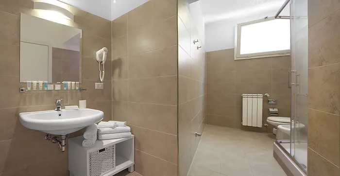 Appartamento con balconcino-1