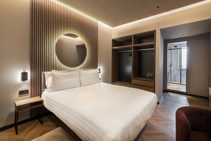 Deluxe Apartment with terrace-1