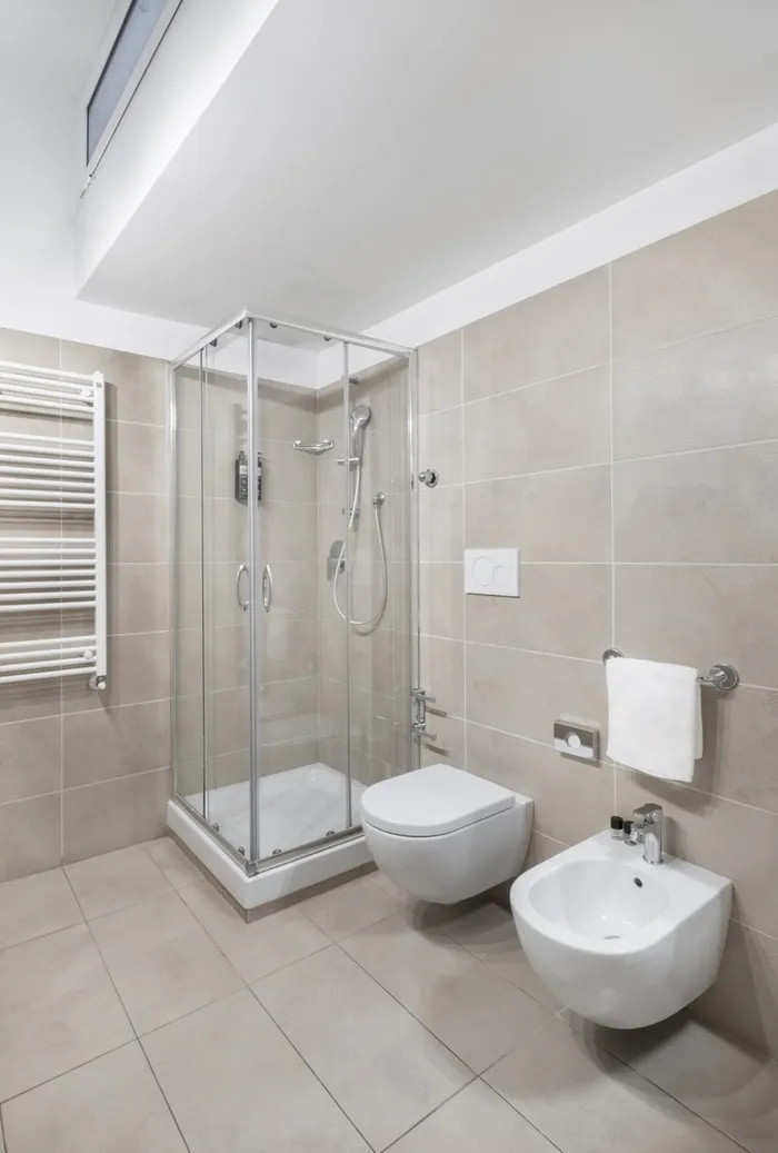 Appartamento con due camere da letto e due bagni-7